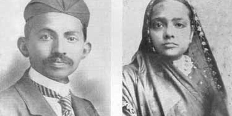 Mahatma Gandhi Returns to India (1915)