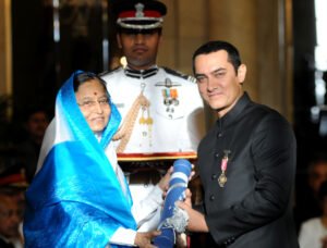 Aamir-Khan-received-Padma-Bhushan-award