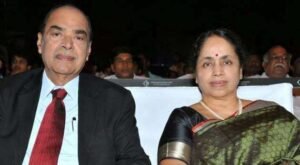 D. Ramanaidu with wife Rajeswari Daggubati