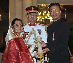 The President, Smt. Pratibha Devisingh Patil presenting the Padma Shri Award to Shri Sahabzade Irrfan Ali Khan, at an Investiture Ceremony II, at Rashtrapati Bhavan, in New Delhi on April 01, 2011.