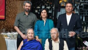 Pran with family