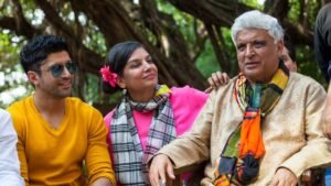 Shabana Azmi with husband Javed Akhtar and son Farhan 