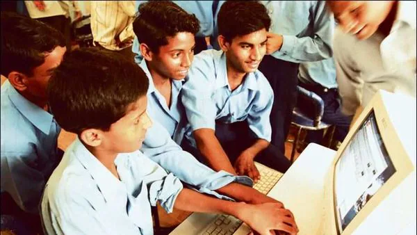 The Great Indian Timeline Public Internet Launched