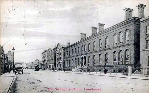 The Indian Sailors Who Reached Britain but Couldn't Get Home Historical photograph of the Strangers Home in Limehouse London around 1900.