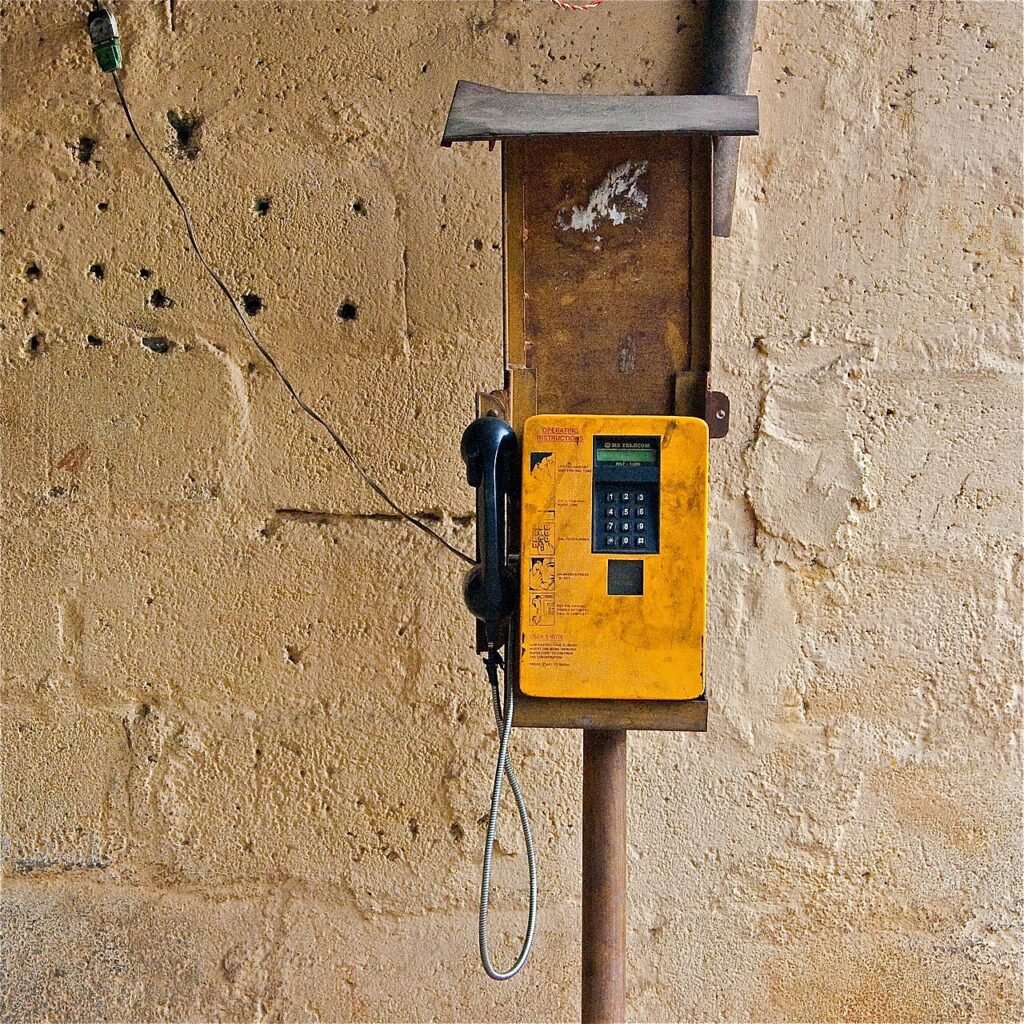 Photograph of a public payphone in India.